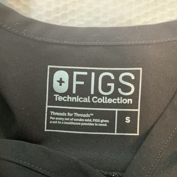Figs Technical Collection Black Scrub Top - Picture 2 of 6